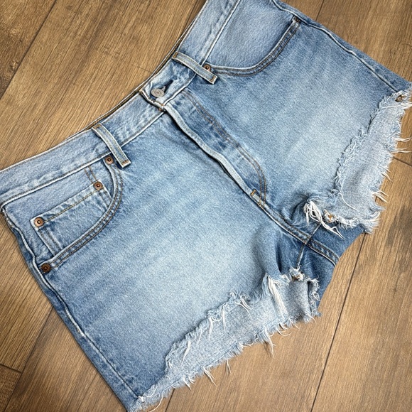 Levi's Pants - Levi shorts